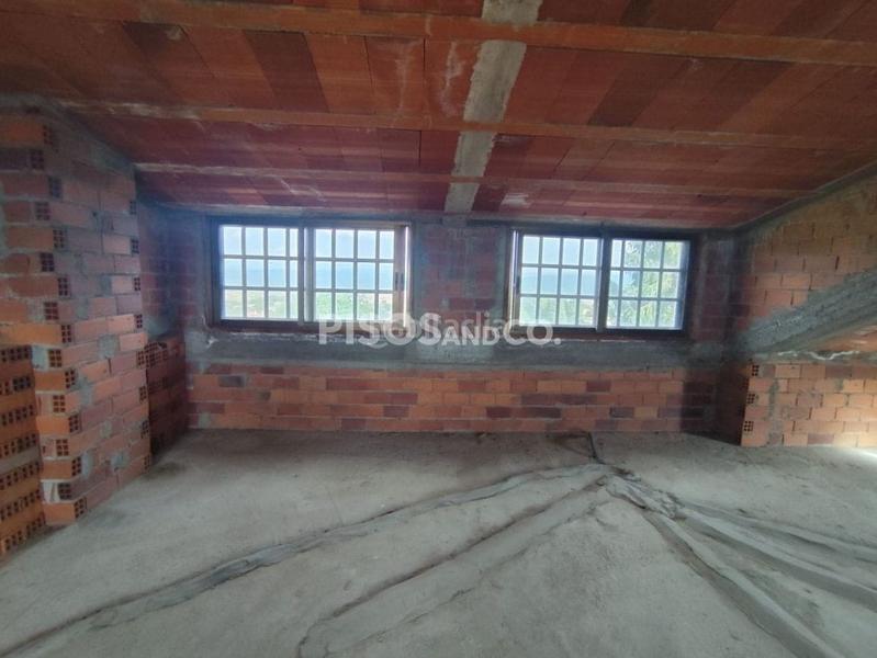 Foto 1b8bd525-2db2-4731-b87d-94f79c63beee. Casa en Abegondo