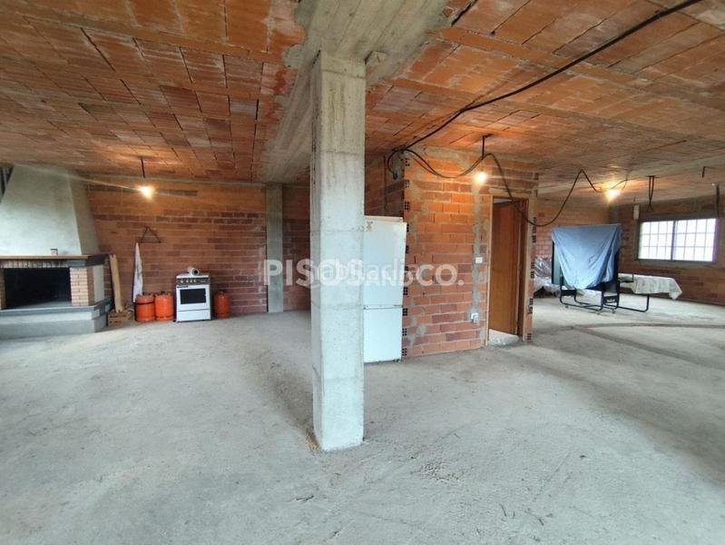 Foto a685542e-98a7-4c42-a351-9672c56fd693. Casa en Abegondo