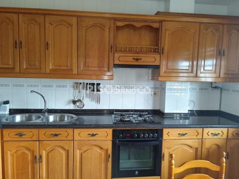Foto ee044128-5db2-4c55-a327-89cff8225c03. Casa en Abegondo