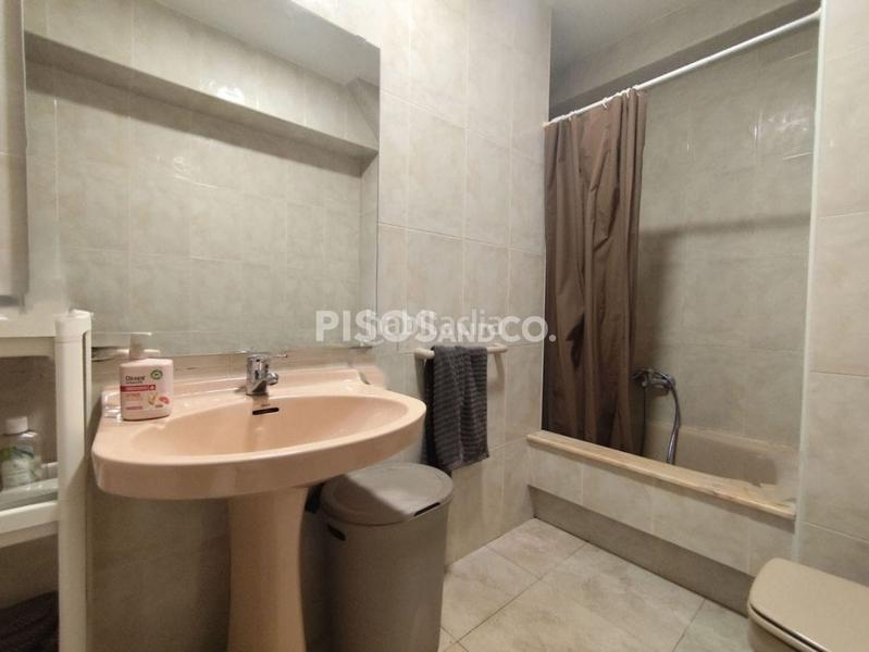 Foto 8b36d6de-4b7a-40e3-9ce9-495ed8b4d338. Piso en Agra del Orzán - Ventorrillo Coruña (A)
