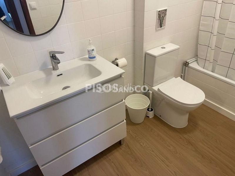 Foto 35e524bc-eef2-47f8-8ca7-2b143410b1f3. Alquiler piso en Monte Alto - Zalaeta - Atocha Coruña (A)