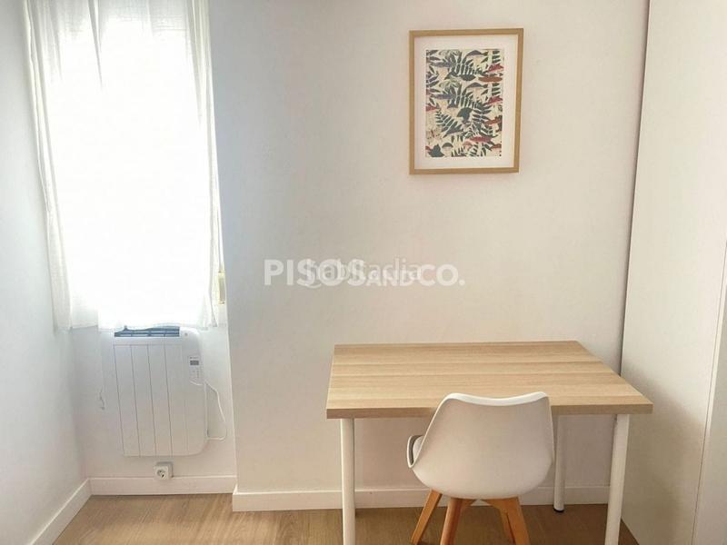 Foto 5d14e079-939b-4f5b-96f4-3d0de25145c2. Alquiler piso en Monte Alto - Zalaeta - Atocha Coruña (A)