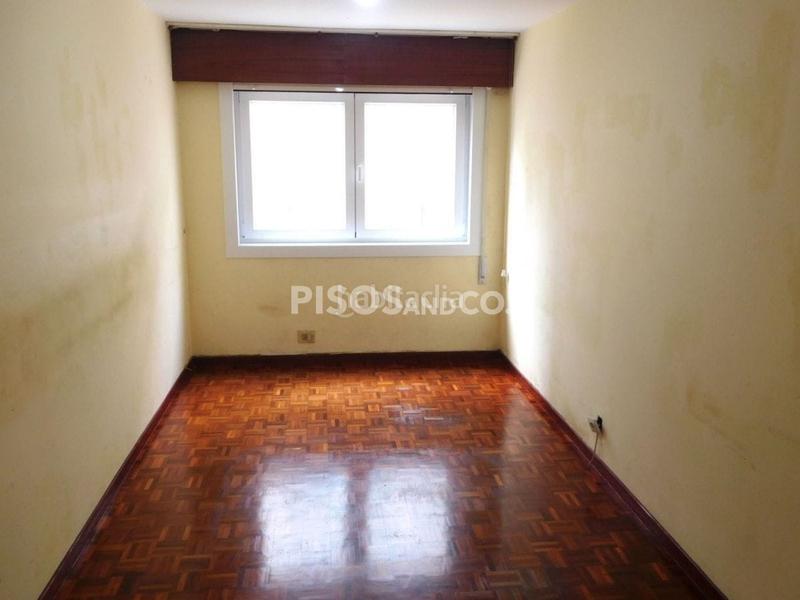 Foto 139bc58c-077f-4949-8f61-01474de34649. Appartamento in Falperra - Santa Lucía Coruña (A)