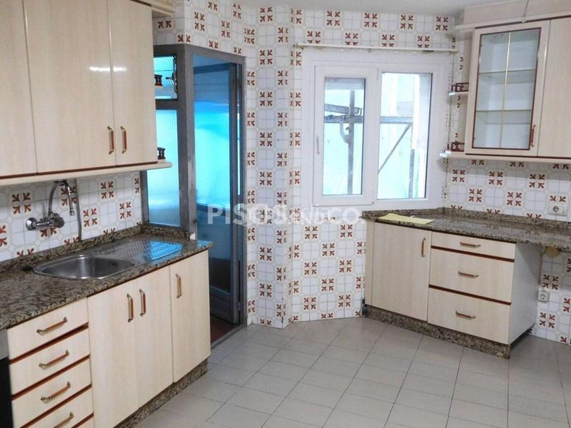 Foto eac90968-2854-4aa7-8618-9b0ef131083a. Appartamento in Falperra - Santa Lucía Coruña (A)