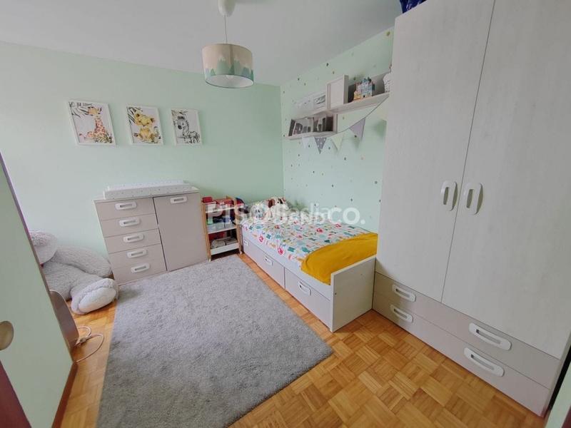 Foto 50bf3f36-e2d1-4646-bfe0-ee10ada95c5c. Appartamento con parcheggio in Someso - Matogrande Coruña (A)