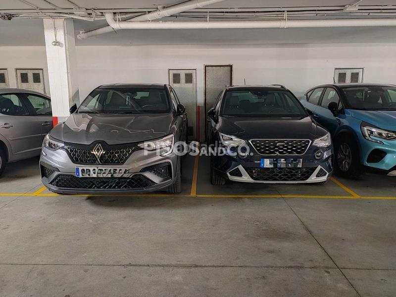 Foto c95fc8a0-a4a2-4490-9fd6-92a852736d21. Appartamento con parcheggio in Someso - Matogrande Coruña (A)