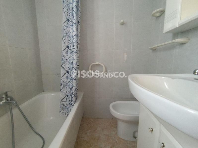Foto 995e42a9-45a3-4f61-b565-1fdf4c2a3146. Appartamento con parcheggio in Agra del Orzán - Ventorrillo Coruña (A)