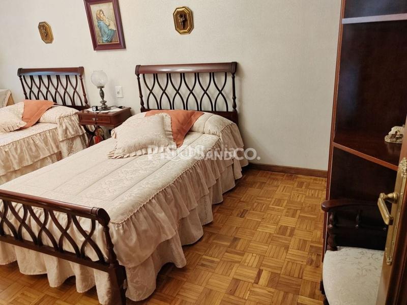 Foto 10c4ceeb-7588-49df-8c53-2cce70fac05c. Flat with heating in Someso - Matogrande Coruña (A)