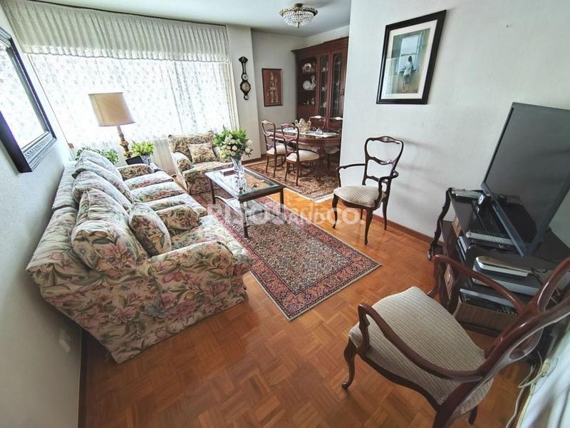 Foto 46f3b4fe-c086-46aa-be35-1d376255ea79. Flat with heating in Someso - Matogrande Coruña (A)