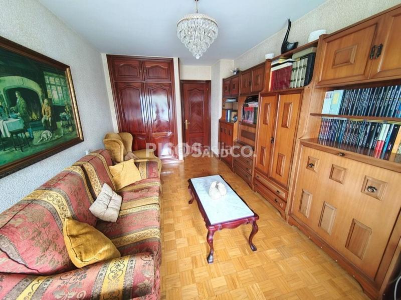 Foto 5ae92be1-a20d-41eb-bc3d-cfbf80111cc7. Piso en Someso - Matogrande Coruña (A)