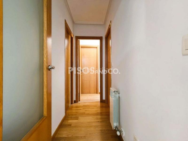 Foto c7c4390b-a8df-4c1d-ba17-34778b0ea398. Etagenwohnung mit heizung parking in Portádego - Vilaboa Norte Culleredo