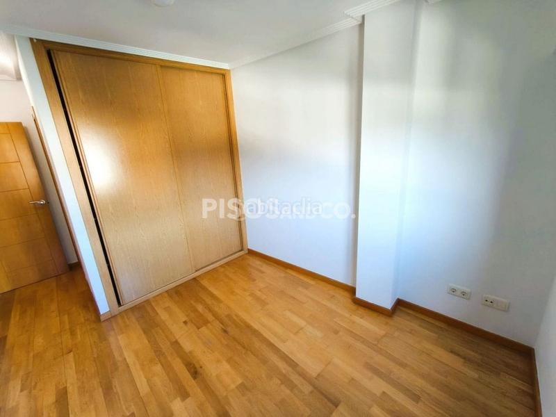 Foto dcf415a7-5d51-40ad-9e0c-6cd3a035cc79. Etagenwohnung mit heizung parking in Portádego - Vilaboa Norte Culleredo