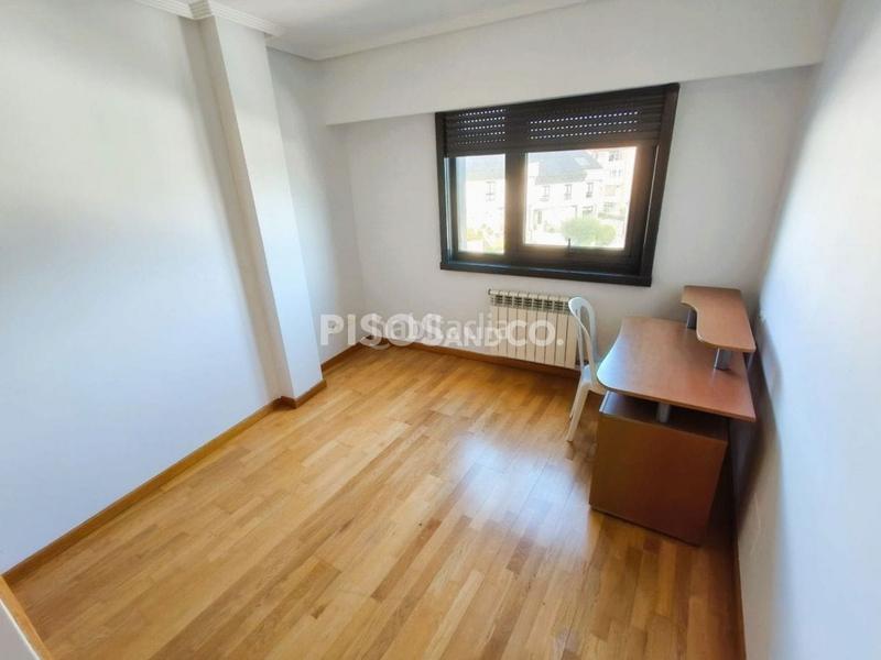 Foto f04cde5a-40e1-43aa-b35d-ab138fa420fa. Etagenwohnung mit heizung parking in Portádego - Vilaboa Norte Culleredo