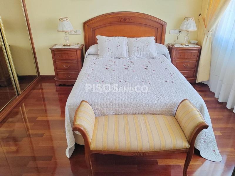 Foto 06452273-d917-45e1-9774-d2d72e3c40f5. Appartamento con riscaldamento parcheggio in Los Castros - Castrillón Coruña (A)