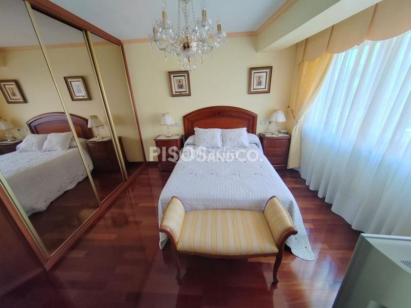 Foto 9aaa62a8-6226-4f35-be59-bf24fd1a1e19. Appartamento con riscaldamento parcheggio in Los Castros - Castrillón Coruña (A)