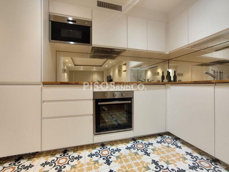 Foto dd54dd5a-bf75-4efe-92fd-2ae910430371. Appartamento con riscaldamento parcheggio in Agra del Orzán - Ventorrillo Coruña (A)