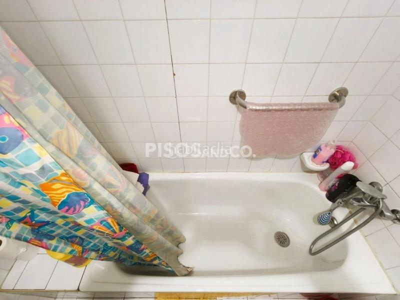 Foto 685d75c2-d407-45ec-a462-a430efaac6e6. Piso en Vilaboa Sur Culleredo