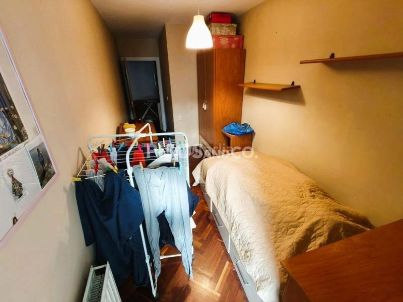 Foto 6ce0a68c-c06c-4f0c-8fcc-b750e7ae3b4c. Piso en Vilaboa Sur Culleredo