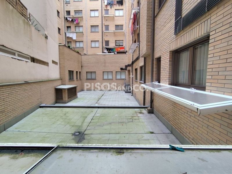 Foto 7f9fff53-e066-4987-9e4a-329c9a72d308. Piso en Paseo de los Puentes - Santa Margarita Coruña (A)