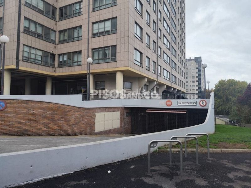 Foto ab32a41a-2c42-4d6c-8f0a-f8964cd51f98. Piso en Paseo de los Puentes - Santa Margarita Coruña (A)