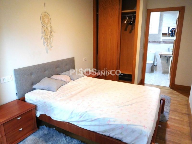 Foto 83b77637-bb96-4a1b-8195-bf0eefa46a2b. Piso en Someso - Matogrande Coruña (A)