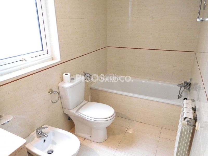 Foto 835e9a18-1bd9-4228-8061-128098a67c33. Piso en Vioño Coruña (A)