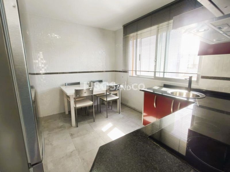 Foto 0eb1e91d-3b0f-4ccd-a569-1551316fb3f6. Piso en Cambre