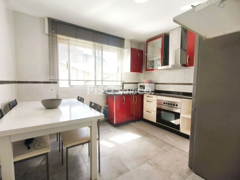 Foto 26db5ab3-73d8-4b6d-be4e-d4315fff944a. Piso en Cambre