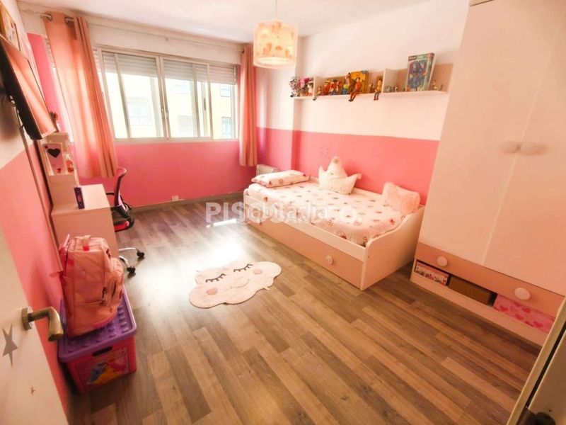 Foto 7250103c-edb6-4032-9c6b-4264578e8d69. Piso en Cambre