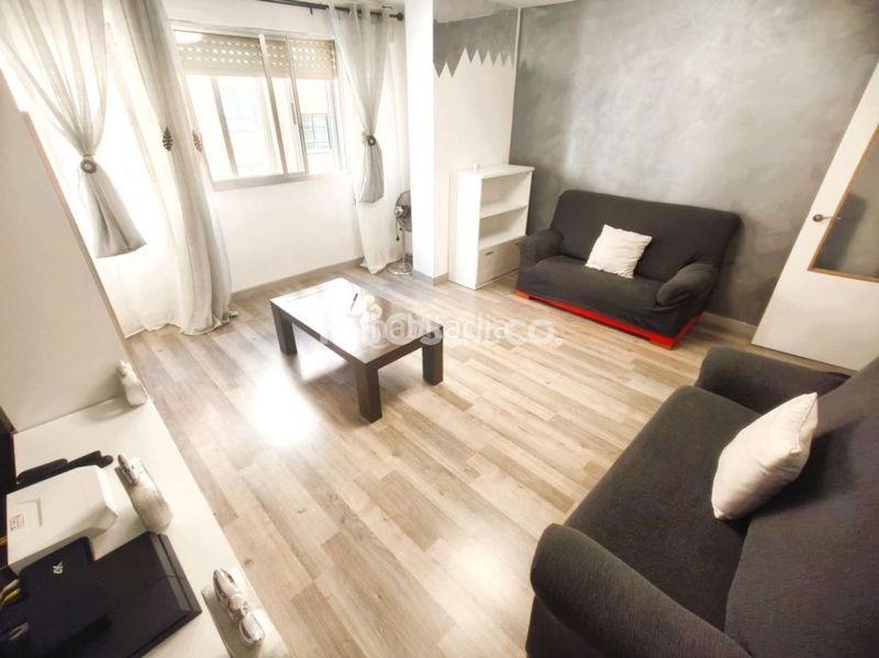 Foto f81907c9-c271-4769-8911-09eb3ec29a1d. Piso en Cambre