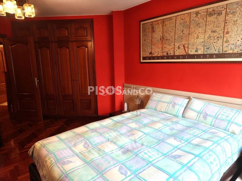 Foto 0b7aca04-a7ce-4636-b936-c39d65592353. Pis amb calefacció aparcament a Someso - Matogrande Coruña (A)