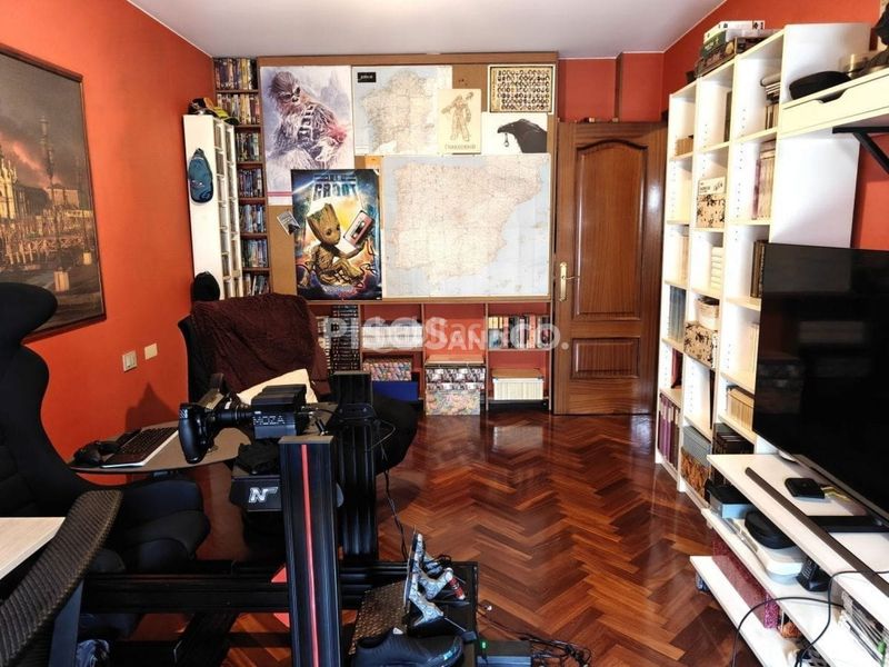 Foto 13e3c2e1-5ac6-47ae-9706-eec16b20ac7d. Pis amb calefacció aparcament a Someso - Matogrande Coruña (A)