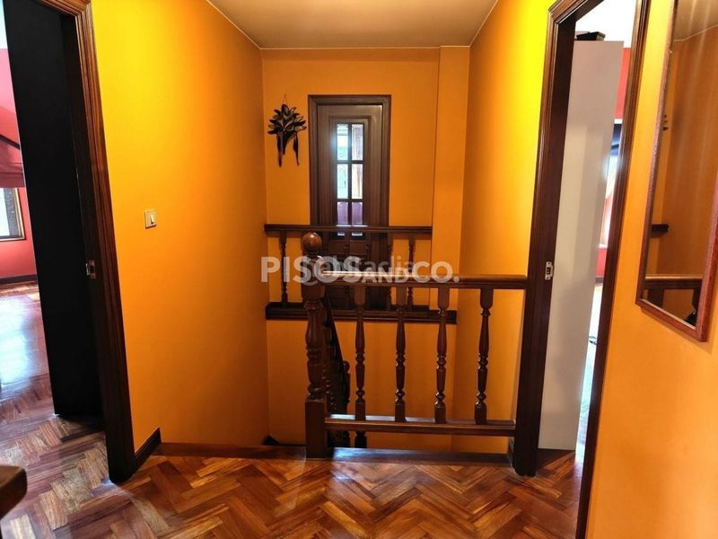 Foto 88611c1f-659f-420a-a2ec-90a4f713fbb2. Pis amb calefacció aparcament a Someso - Matogrande Coruña (A)