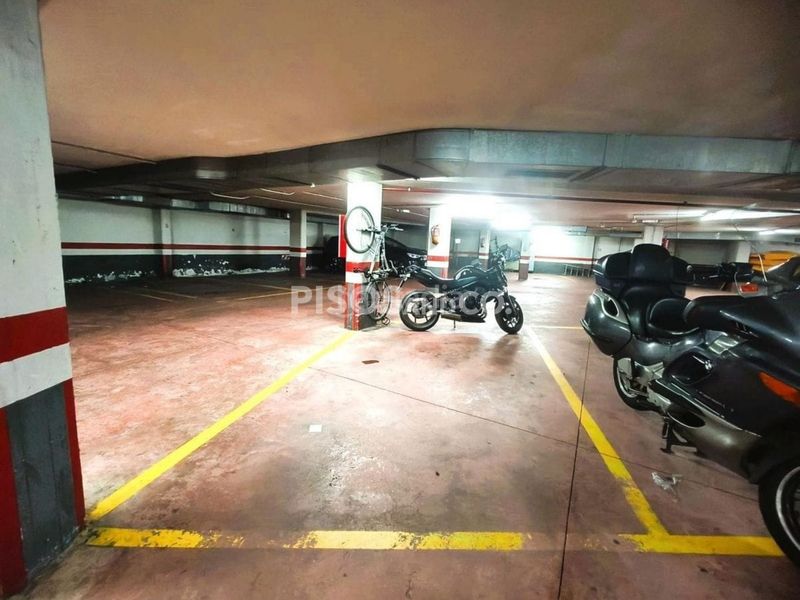 Foto 1a6ae3c9-5a4e-4011-a4c0-099ef0683644. Pis amb aparcament a Mesoiro Coruña (A)