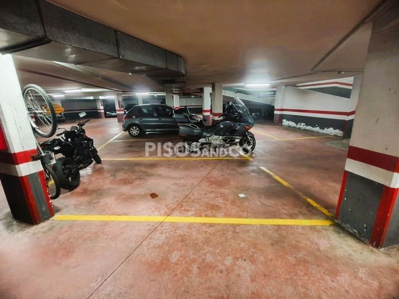 Foto 02aed51d-7b62-4085-a52f-37acc5344f12. Piso en Mesoiro Coruña (A)