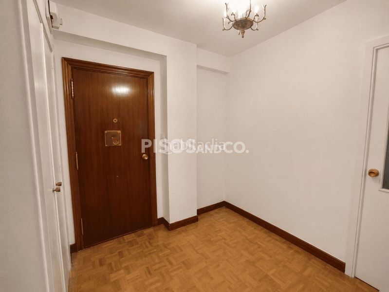 Foto 6e4e2645-8947-41aa-b8f2-947cc8d308cf. Piso en Agra del Orzán - Ventorrillo Coruña (A)