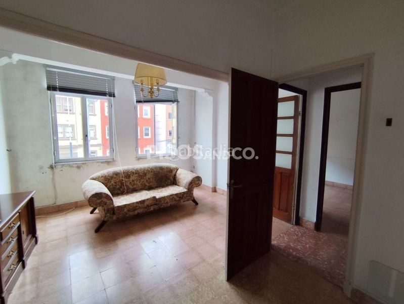 Foto 13840a6e-b451-4f1e-98a1-f2b5e97798c0. Casa a A Malata - Catabois - Ciudad Jardín Ferrol