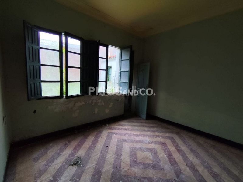 Foto 48b7c8fa-0567-4ebe-86d4-d99486ba285b. Casa a A Malata - Catabois - Ciudad Jardín Ferrol