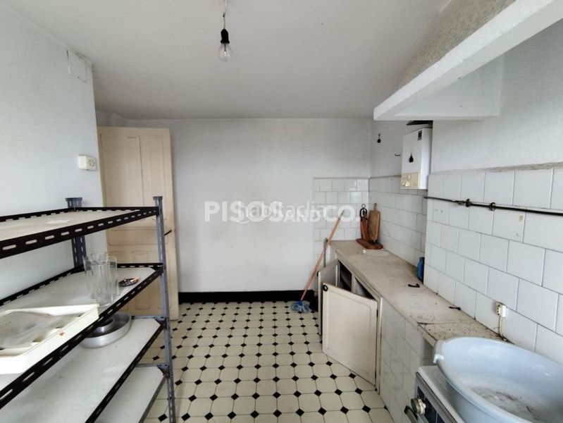 Foto c791aca3-1997-4e79-8ab6-c8d579a2590b. Casa a A Malata - Catabois - Ciudad Jardín Ferrol