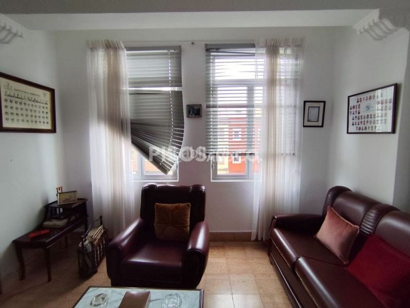 Foto daab5f52-84ea-4ad3-b11f-99f6ede94612. Casa a A Malata - Catabois - Ciudad Jardín Ferrol