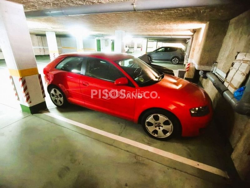 Foto a10345d3-af05-4c94-a2fa-ff89f549f161. Pis amb aparcament a Someso - Matogrande Coruña (A)
