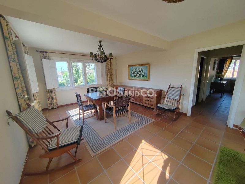 Foto 64c63bcc-9c62-4244-95d1-bc2fcd404771. Casa amb calefacció a Bergondo