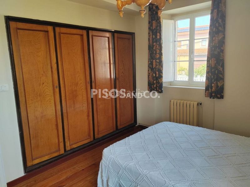 Foto 89f28ded-9673-4beb-bcab-b5fd0fc51861. Casa amb calefacció a Bergondo