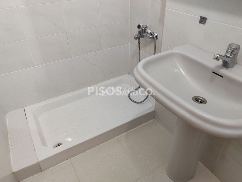 Foto 53993276-d8ef-4c24-ac99-1e42371d6762. Piso en Los Castros - Castrillón Coruña (A)