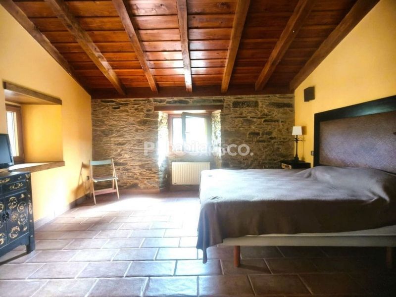 Foto 20746996-88a8-4501-ac28-600da4def3a9. Casa amb calefacció aparcament a Abegondo
