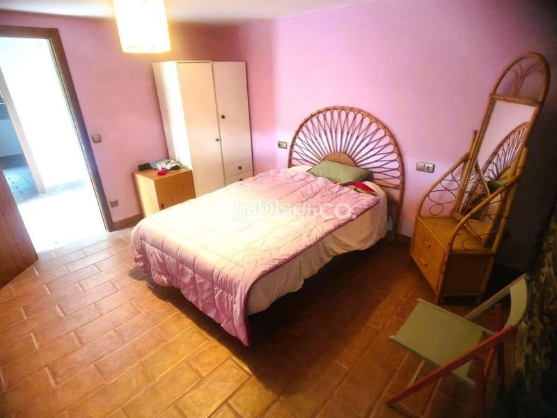 Foto b6382048-9e11-4457-84fb-8a9e4b314d15. Casa amb calefacció aparcament a Abegondo