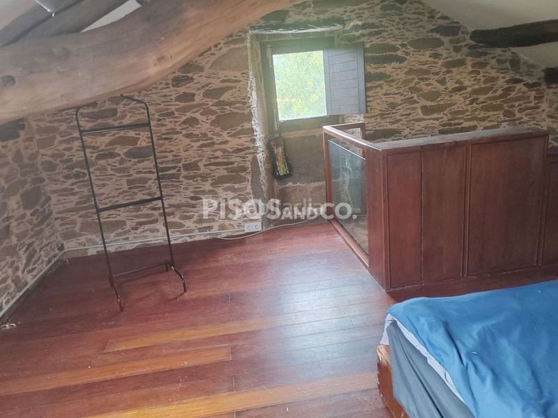 Foto 01b92333-c0a7-462a-ba94-5ce97c219a8c. Casa amb calefacció piscina a Irixoa