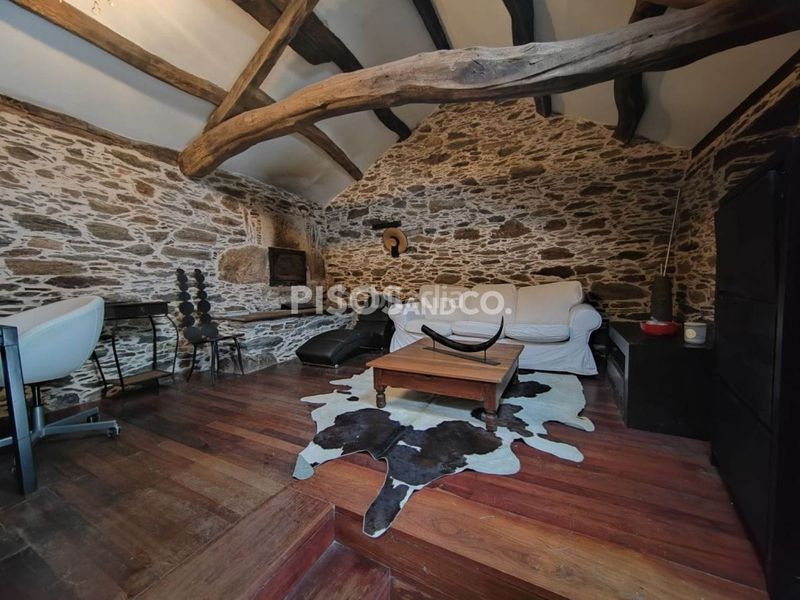 Foto 808c2fa8-c563-4c5b-8c31-184c00241543. Casa amb calefacció piscina a Irixoa