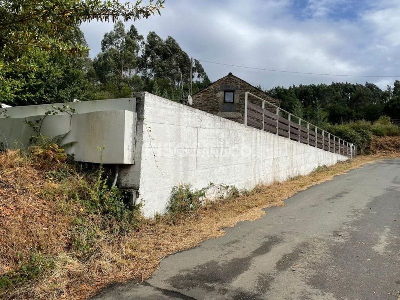 Foto fef2bda4-4ba5-4015-81e3-75109cebd564. Casa amb calefacció piscina a Irixoa