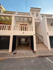 Maison jumelée à Calle urano 35. Casa adosada en venta en cl urano 35, san pedro del pinatar
